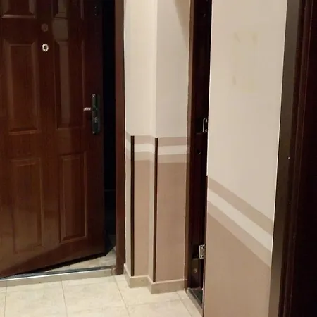 неофит бозвели 1 شقة *